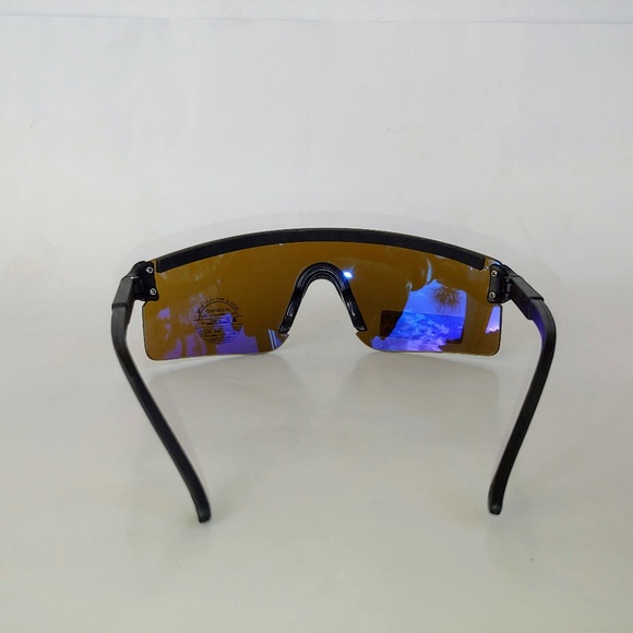 (NWT) Vintge 90's Small One Piece Razor Blade Sports Sunglasses (M.Black) - Picture 3 of 4